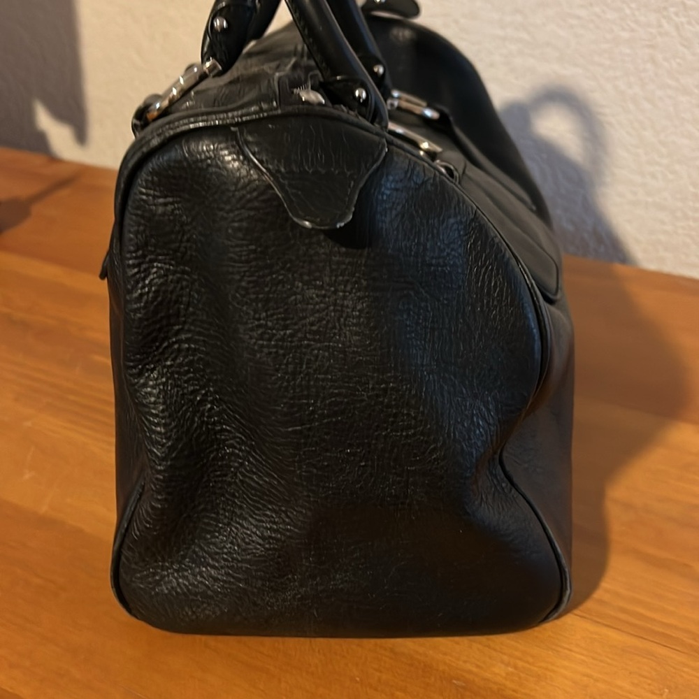 Classic Salvatore Ferragamo leather handbag